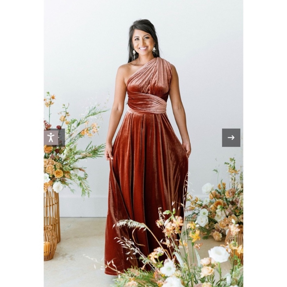 Micah Convertible Velvet Dress - Reverly Terracota
